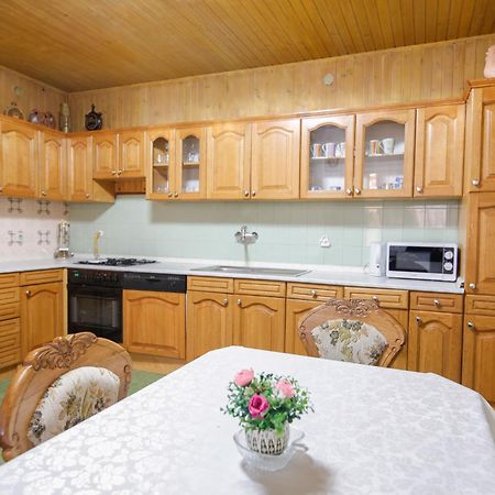 Apartman Marta I Soba Maja Gradiste Kültér fotó