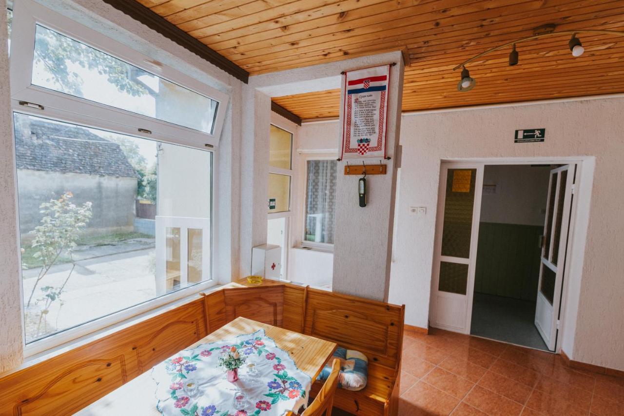 Apartman Marta I Soba Maja Gradiste Kültér fotó