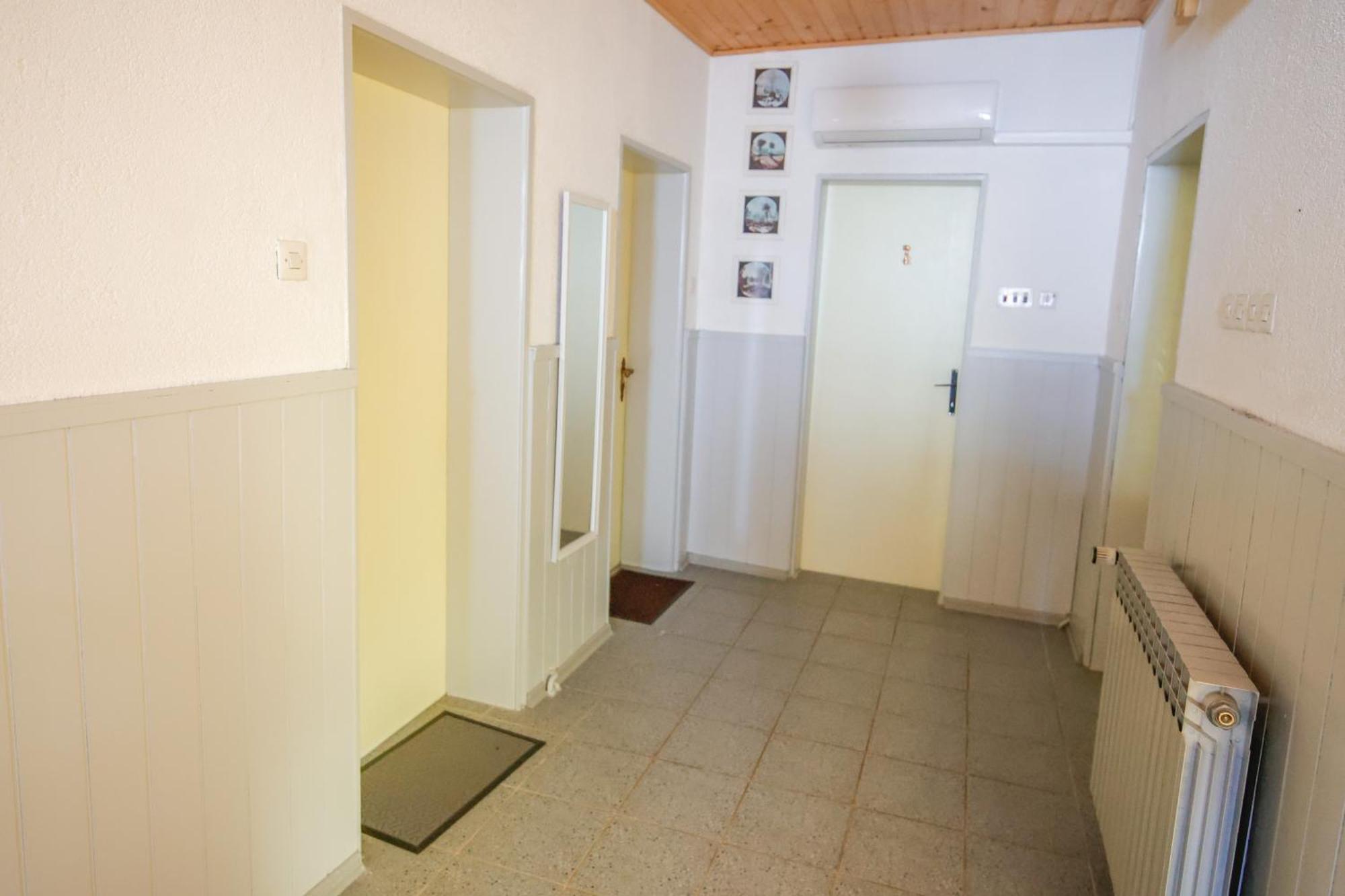 Apartman Marta I Soba Maja Gradiste Kültér fotó
